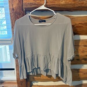 H&M Gray Ruffle Hem Blouse